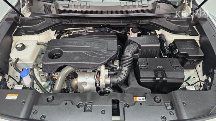 KG Mobility (Ssangyong) Torres J100 Gasoline Turbo 1.5 2WD T7 7