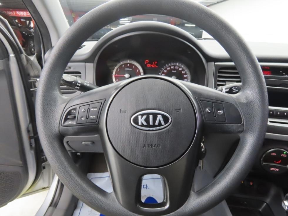 2010 - kia pride