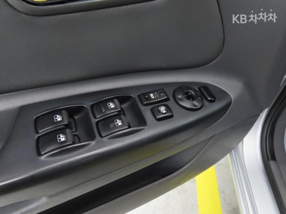 2010 - kia pride