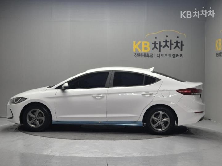 Hyundai Avante AD LPi 1.6 Style 3