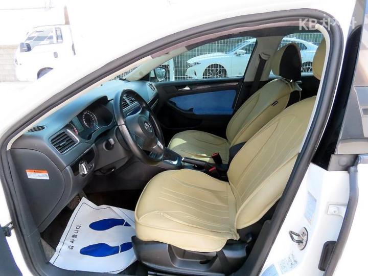 Volkswagen Jetta New 2.0 TDI 11 year ~ now 6