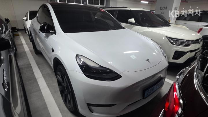 Tesla Model Y RWD Base Type 3