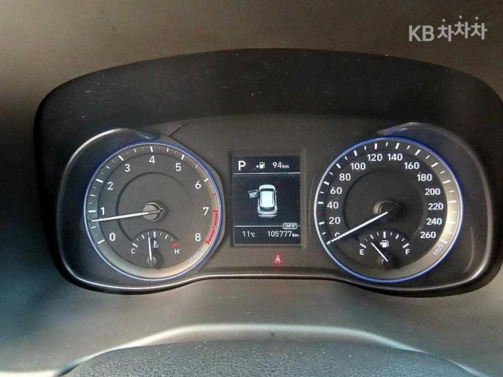 Hyundai Kona 1.6 Turbo Modern Pop 10