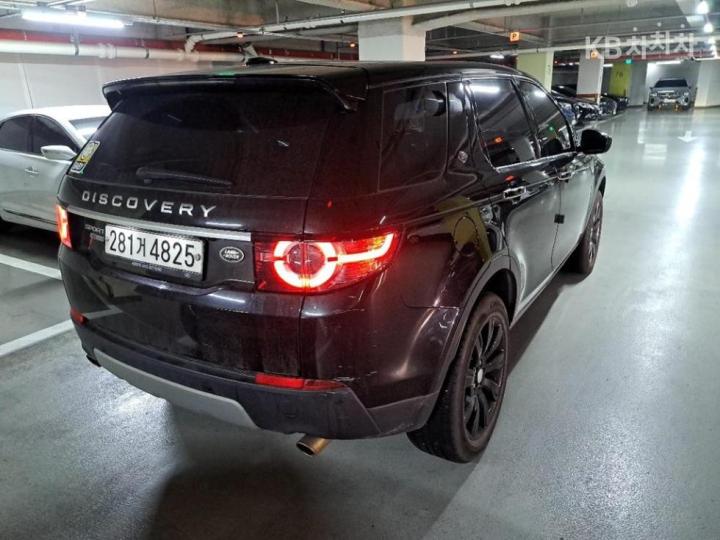 Land Rover Discovery Sport 2.0 TD4 HSE Luxury 4