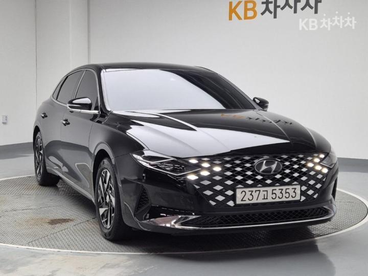 Hyundai Grandeur Hybrid 2.4 LeBlanc 5