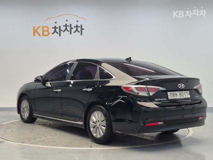 Hyundai Sonata New Rise Hybrid 2.0 HEV Modern 3