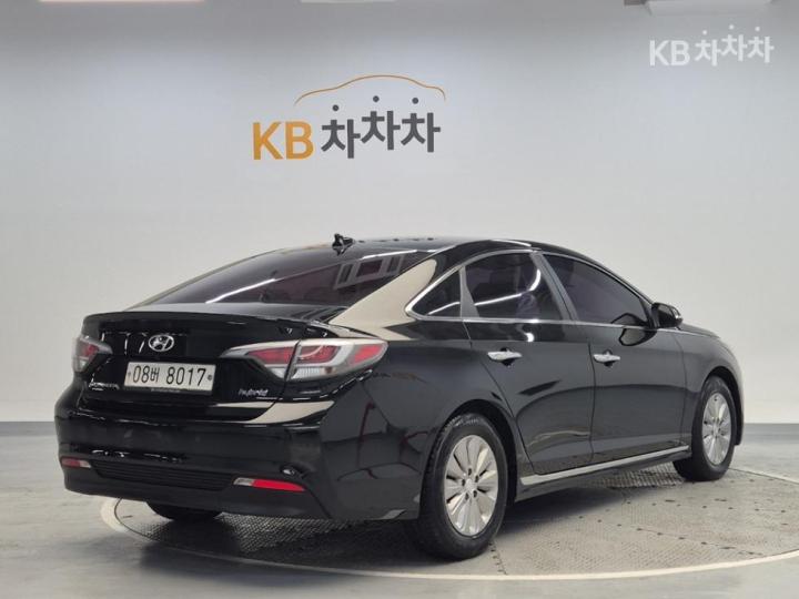 Hyundai Sonata New Rise Hybrid 2.0 HEV Modern 4
