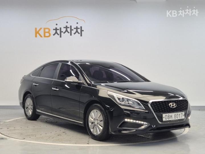 Hyundai Sonata New Rise Hybrid 2.0 HEV Modern 5