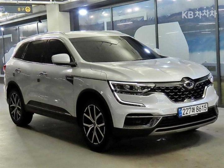 Renault QM6 2.0 LPe 2WD RE Signature 3