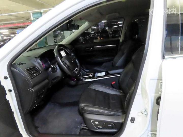 Renault QM6 2.0 LPe 2WD RE Signature 7