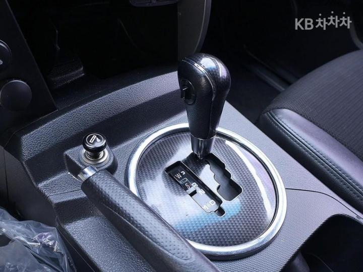 KG Mobility (Ssangyong) Korando Sport CX7 4WD Fashion 8