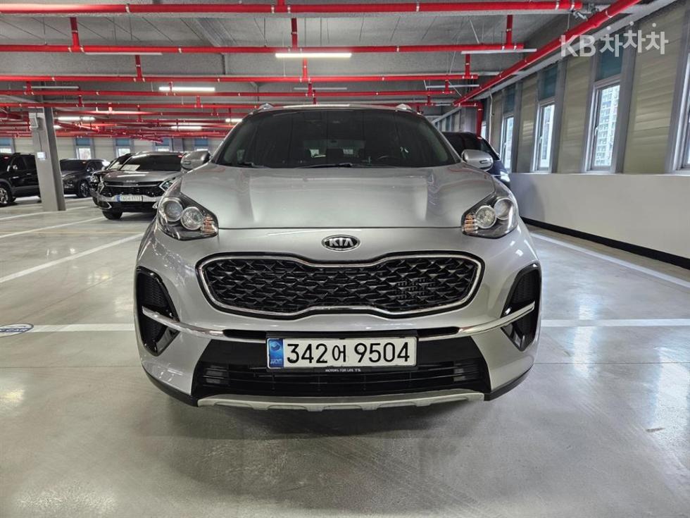 2021 - kia sportage