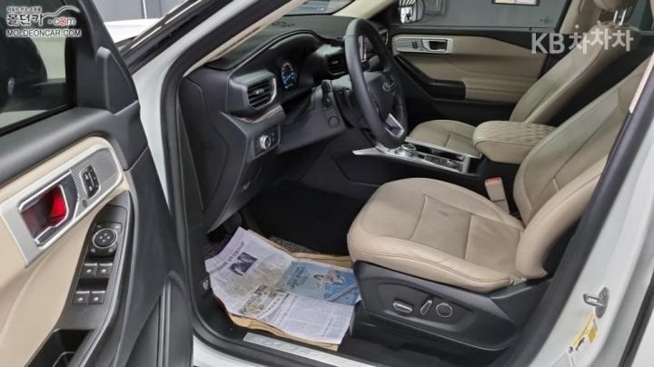 Ford Explorer Gasoline Turbo 2.3 AWD Limited 10