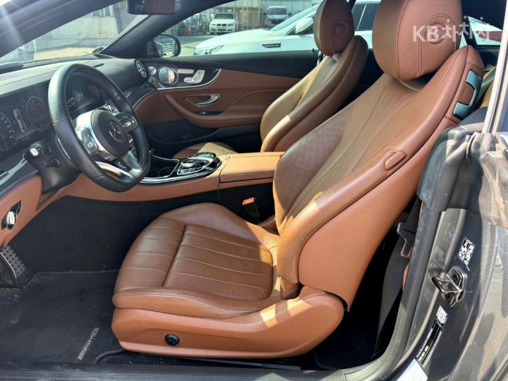 Mercedes-Benz E-Class W213 E450 4MATIC Coupe Base Type 8
