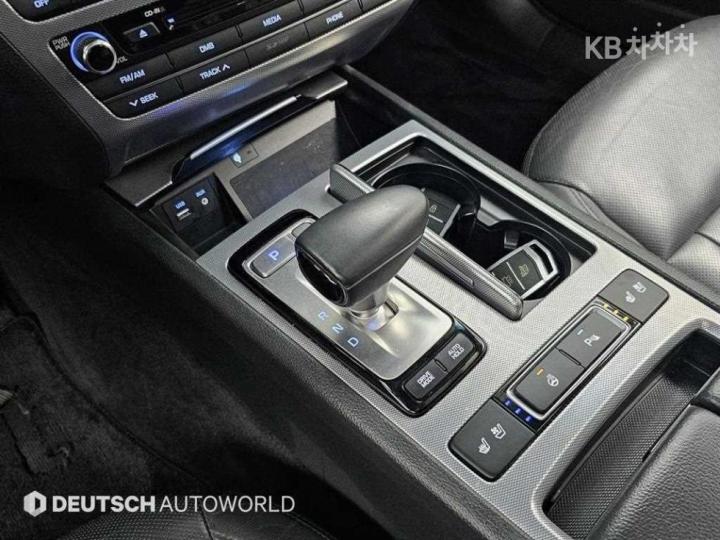 Genesis G80 3.3 GDI Luxury 10