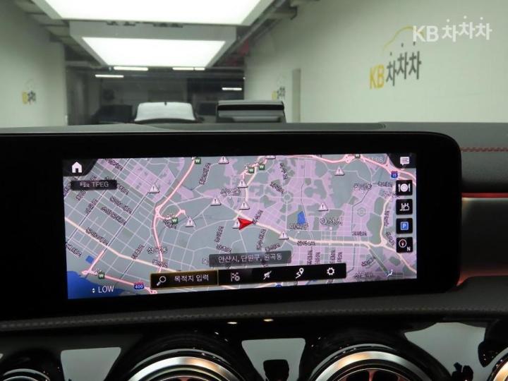 Mercedes-Benz CLA-Class C118 CLA250 4MATIC 9