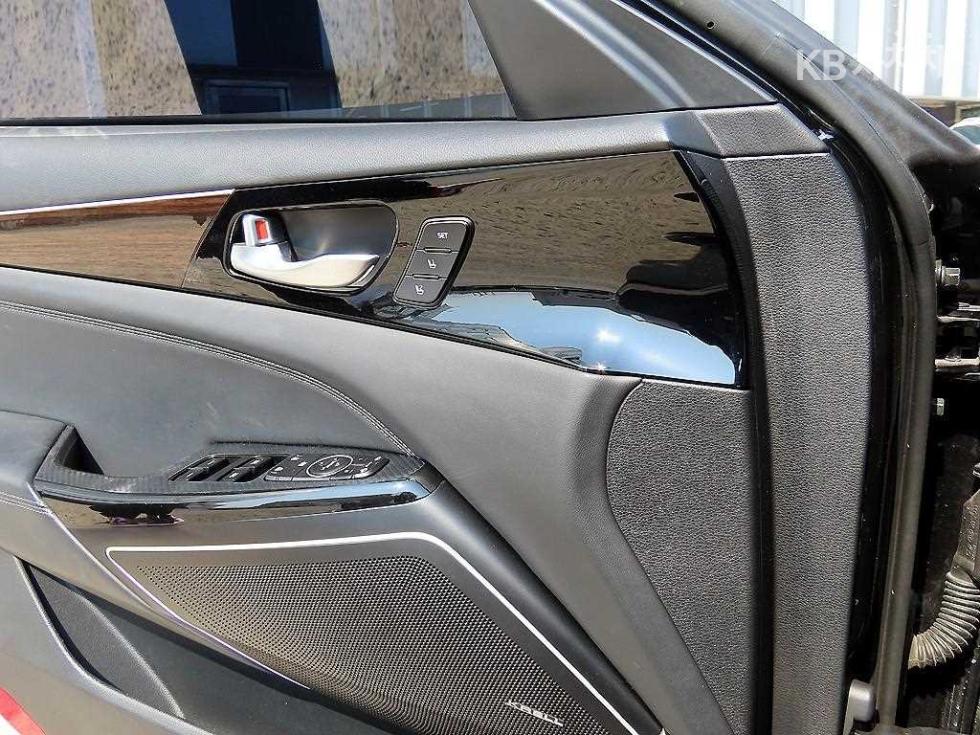 2018 - kia k7