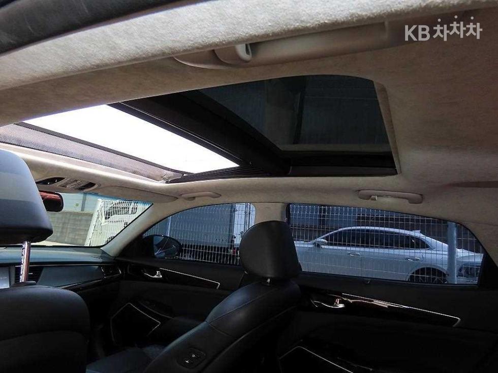 2018 - kia k7