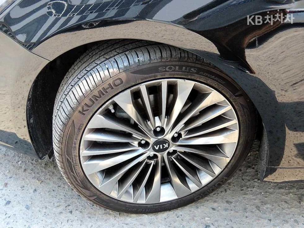 2018 - kia k7