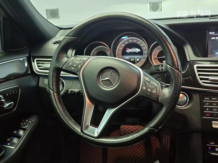 Mercedes-Benz E-Class New E220 BlueTEC Avantgarde Sport W214 10