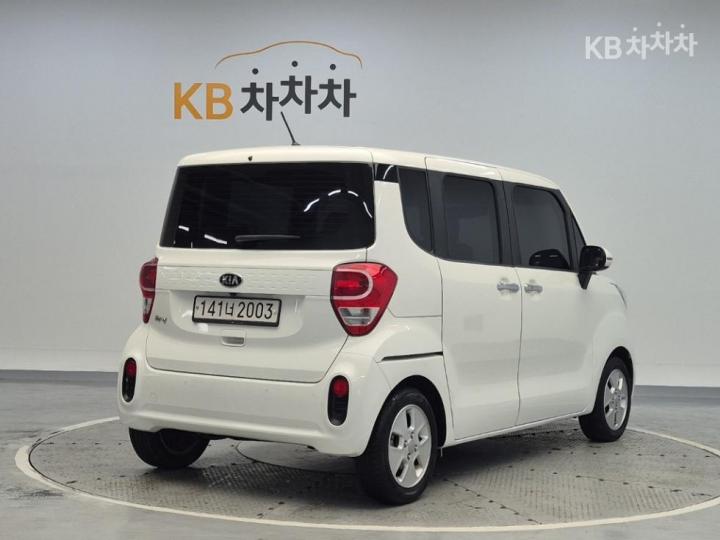 Kia Ray 1.0 Gasoline Luxury 4