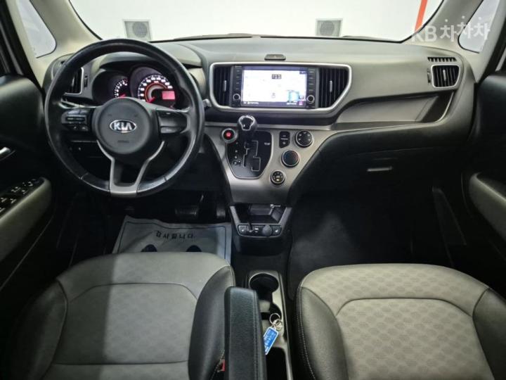 Kia Ray 1.0 Gasoline Luxury 8