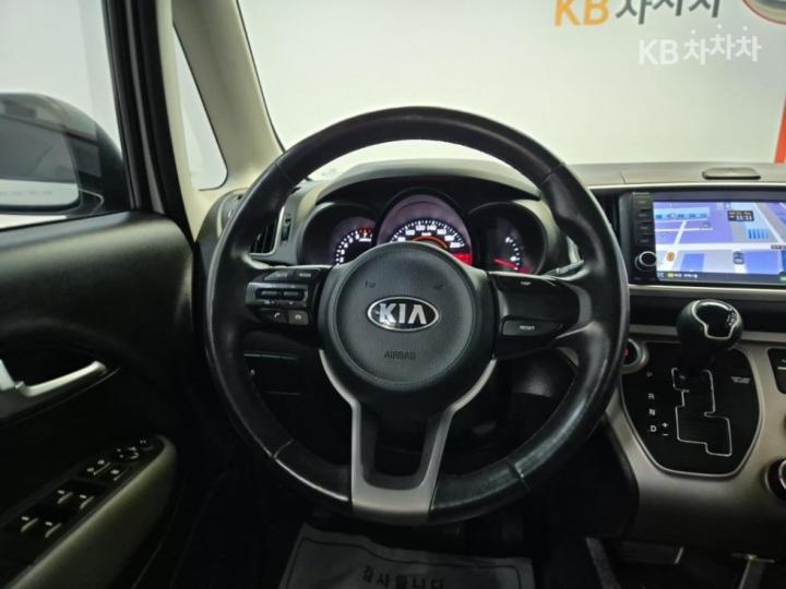 Kia Ray 1.0 Gasoline Luxury 10