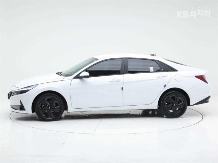 Hyundai Avante Hybrid CN7 Modern 4