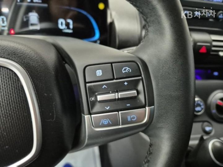 Hyundai Casper 1.0 Gasoline Modern 8