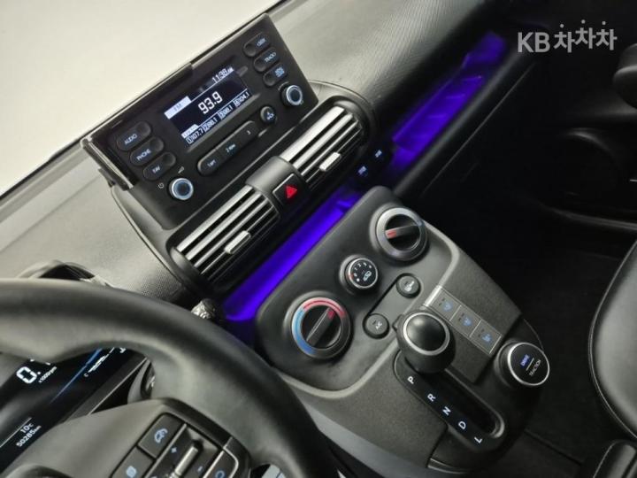 Hyundai Casper 1.0 Gasoline Modern 10