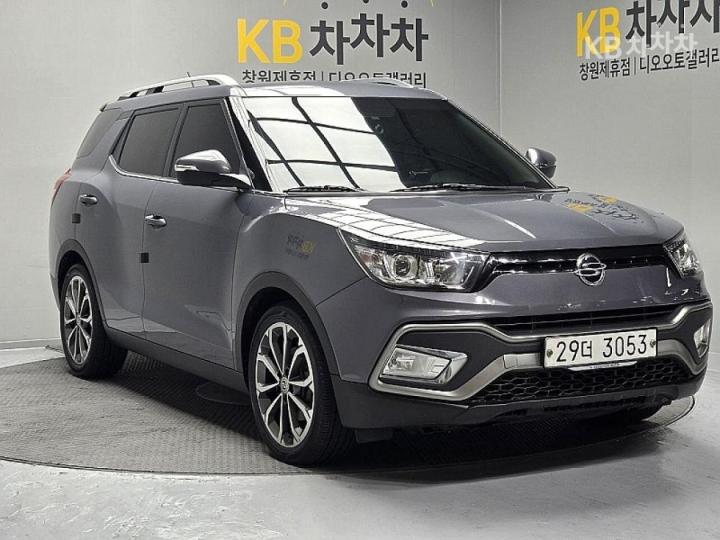 KG Mobility (Ssangyong) Tivoli Air 2WD IX 3