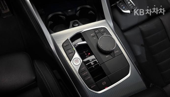 BMW 4 Series G22 420i Gran Coupe M Sport Performance Package 10