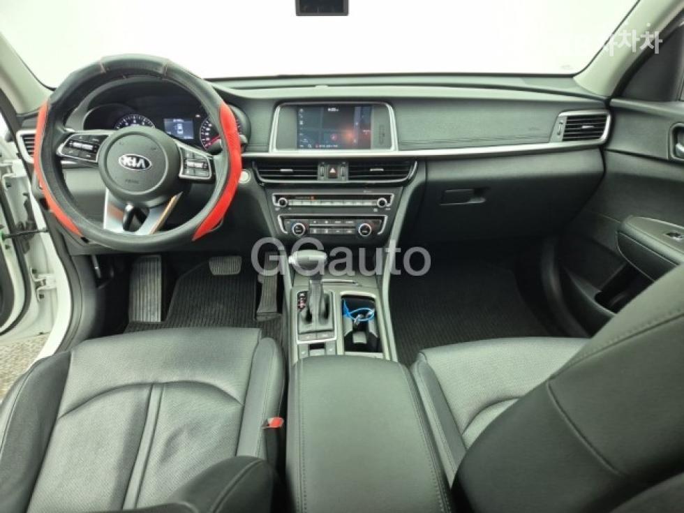 2020 - kia k5