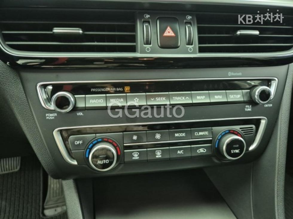 2020 - kia k5