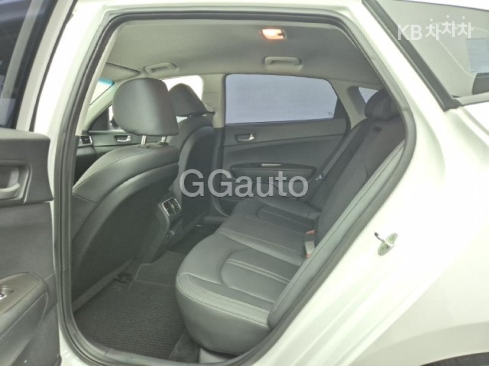 2020 - kia k5