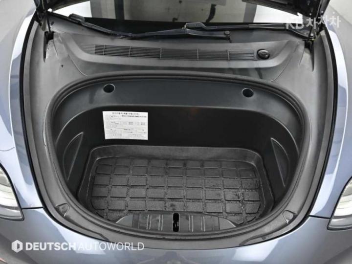 Tesla Model 3 Standard Range Plus 7