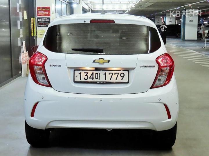 Chevrolet Spark Premier Base Type 6