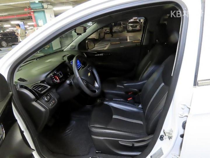 Chevrolet Spark Premier Base Type 7