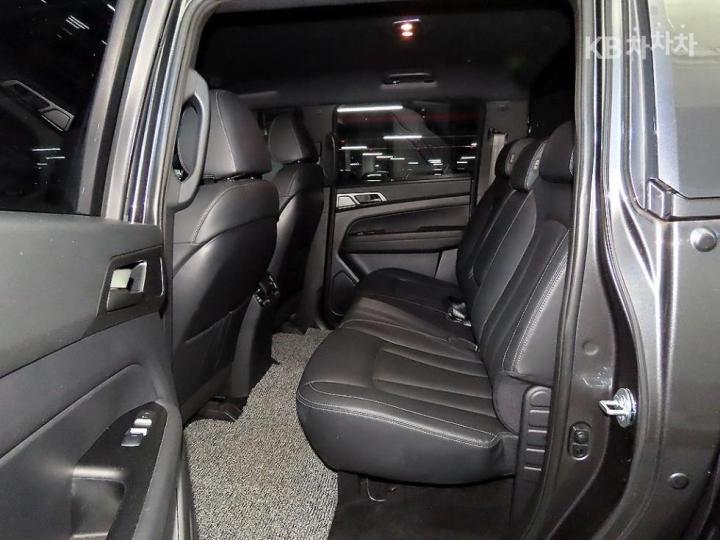 KG Mobility (Ssangyong) Rexton Sport Khan 2.2 4WD Prestige 8