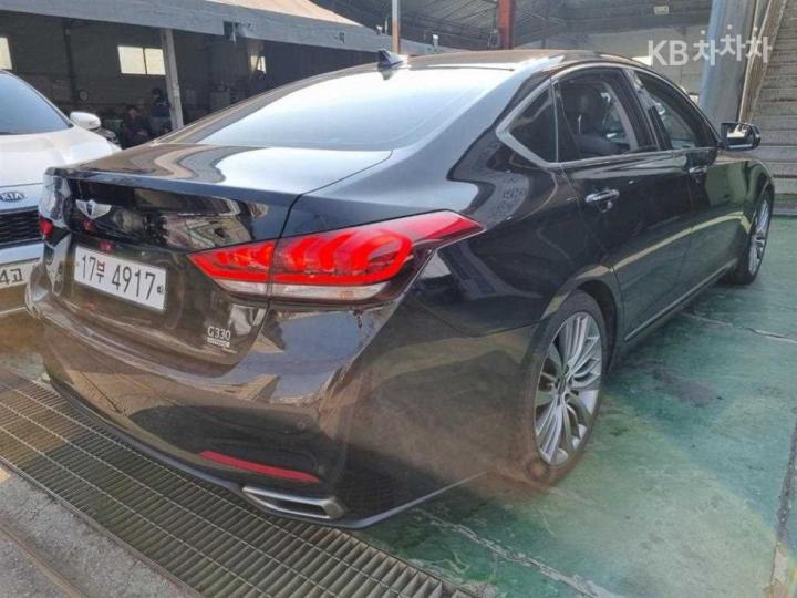 Hyundai Genesis DH G330 Premium AWD 4
