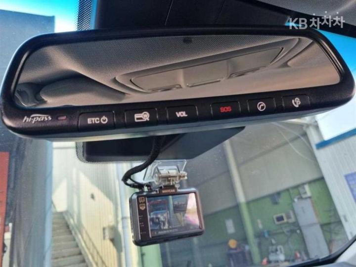 Hyundai Genesis DH G330 Premium AWD 8