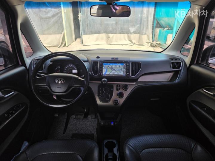 Kia Ray 1.0 Gasoline Deluxe Special 9