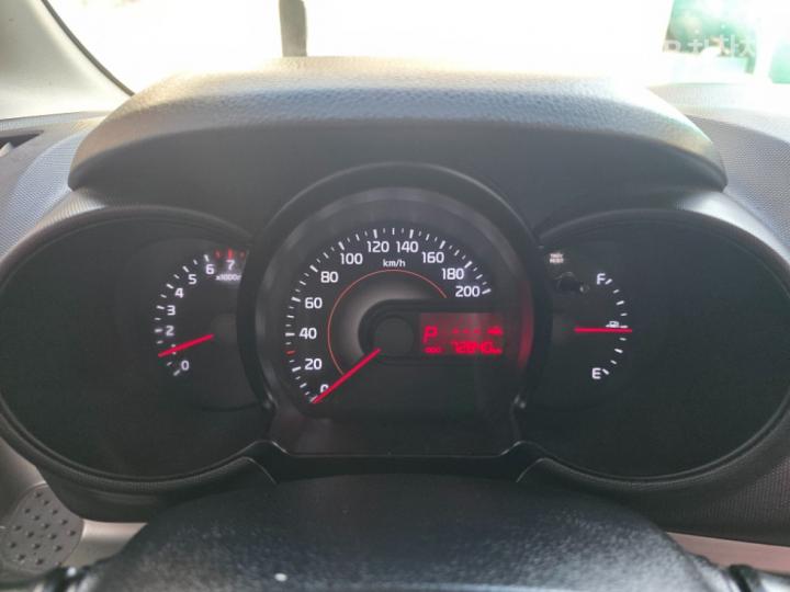 Kia Ray 1.0 Gasoline Deluxe Special 10