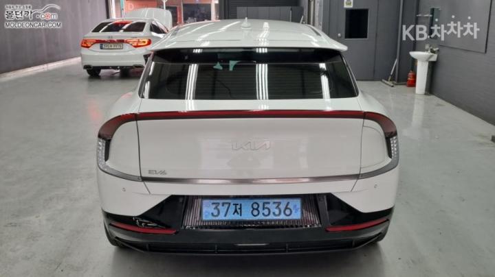 Kia EV6 Long Range 2WD Earth 5