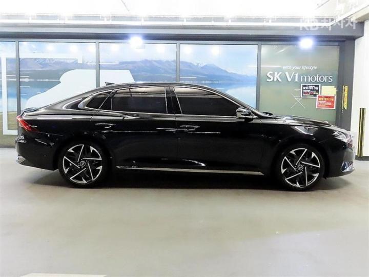 Hyundai Grandeur LPi 3.0 Exclusive 4