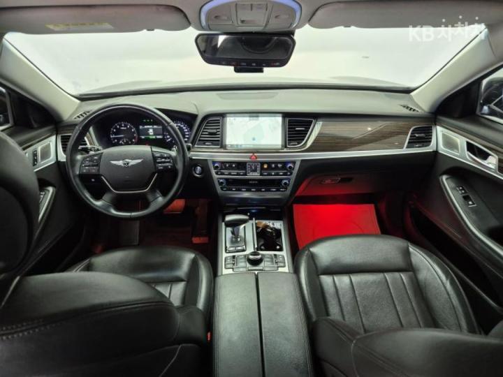 Genesis G80 3.3 GDI AWD Premium Luxury 7