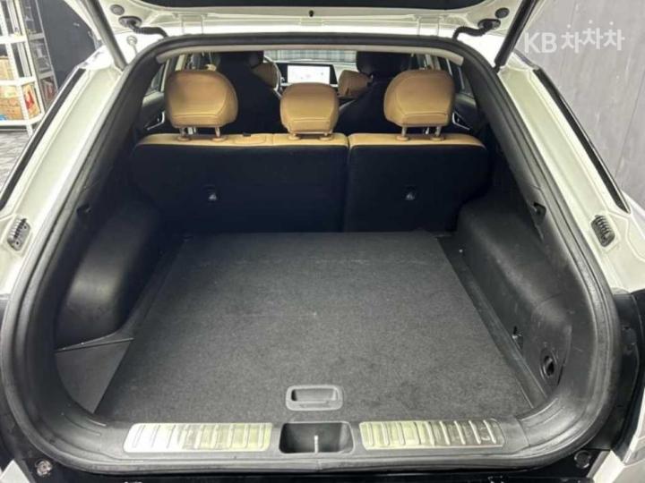 Kia EV6 Long Range 2WD Earth 6