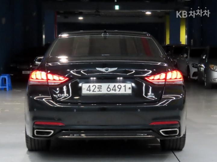 Genesis G80 3.3 GDI AWD Premium Luxury 4