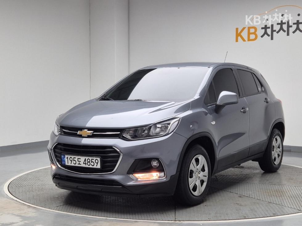 한국GM 더 뉴 트랙스 1.4 LS 기본형 - фото 1