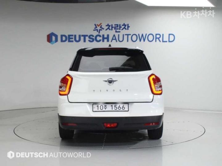 KG Mobility (Ssangyong) Tivoli Air Gasoline 2WD RX 5